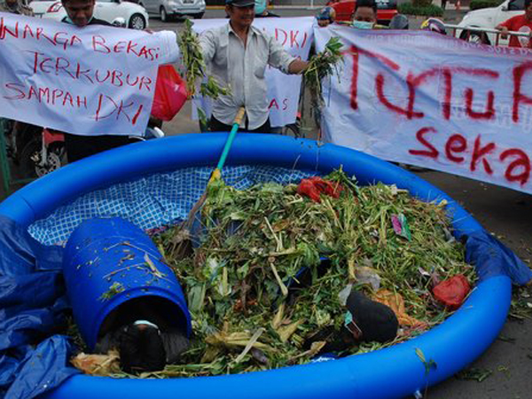 26 Tahun Cemari Lingkungan, Warga Bekasi Minta Bantargebang Ditutup