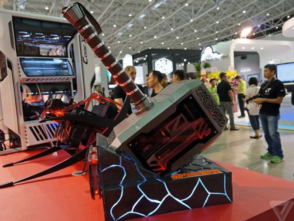 Keren, Casing PC Ini Berbentuk Seperti Palu Thor