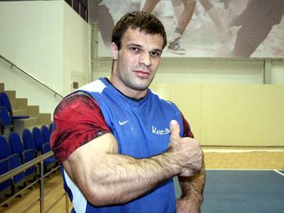 Denis Cyplenkov, Sosok Hulk Di Dunia Nyata