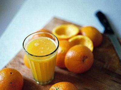 7 Alasan Jus Jeruk Adalah Minuman Yang Baik Untuk Tubuh!