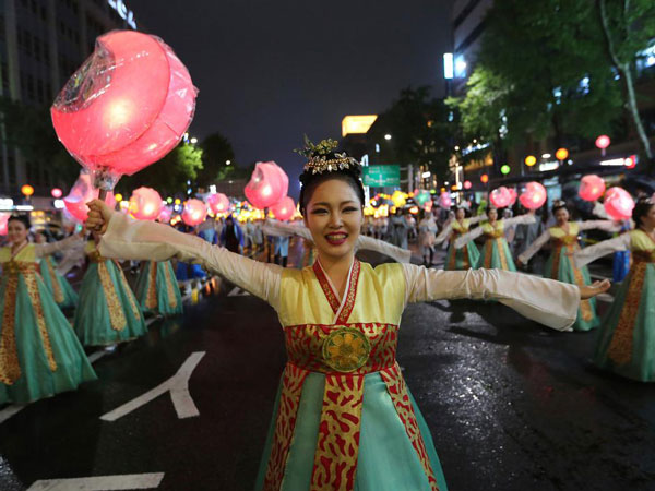 Festival Lampion Seoul Pindah Lokasi ke Empat Distrik Populer Berikut