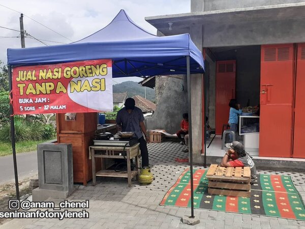 Viral Penjual Nasi Goreng Nggak Pakai Nasi