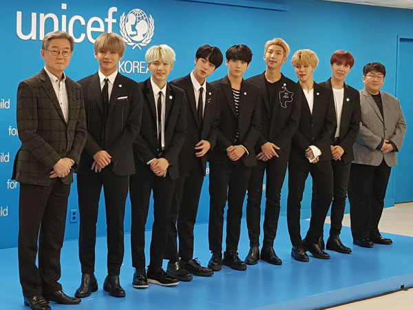 Sukses dengan BTS, CEO Big Hit Entertainment Terima Perhargaan Presiden