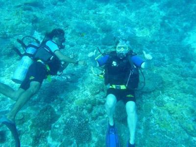 Jangan Panik Saat Wisata Scuba Diving