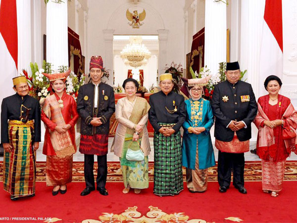 Momen Bersejarah Saat Jokowi-JK Foto Bareng Habibie, Megawati dan SBY