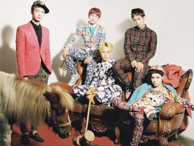 Para Member Sudah Berusia Dewasa, SHINee Gelar Konser di Club Malam!