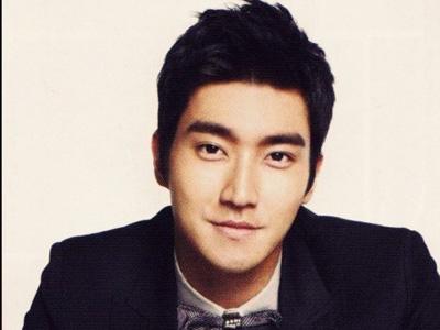 Wah, Siwon Super Junior Dikirimi Truk Makanan Oleh Fans!