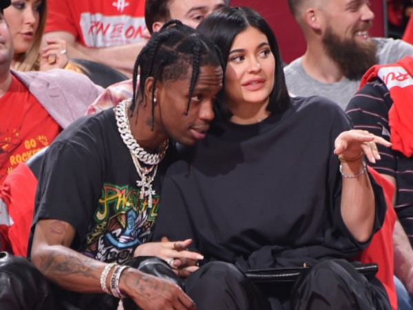 Inilah Kebenaran Dibalik Hubungan Kylie Jenner dan Travis Scott, Tidak Ada Kemungkinan Balikan?