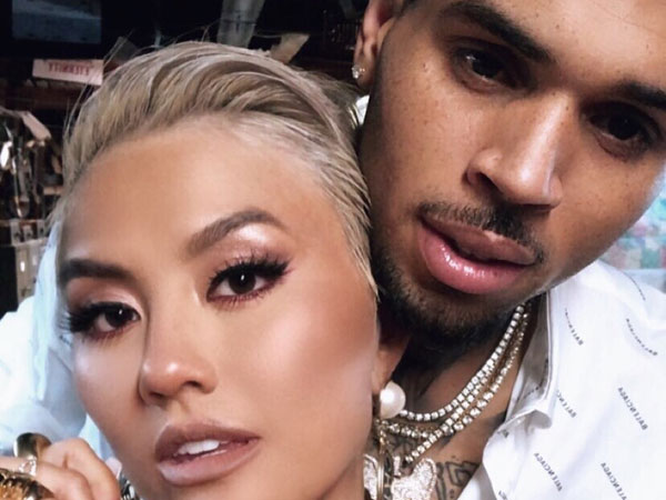 Pamer Foto Mesra Lagi, Benar Untuk Proyek Kolaborasi Chris Brown dan Agnez Mo?