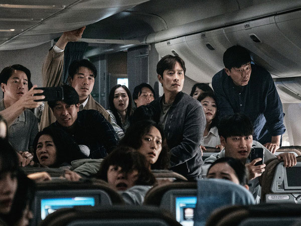 Naskah Film Blockbuster 'Emergency Declaration' Digarap 10 Tahun