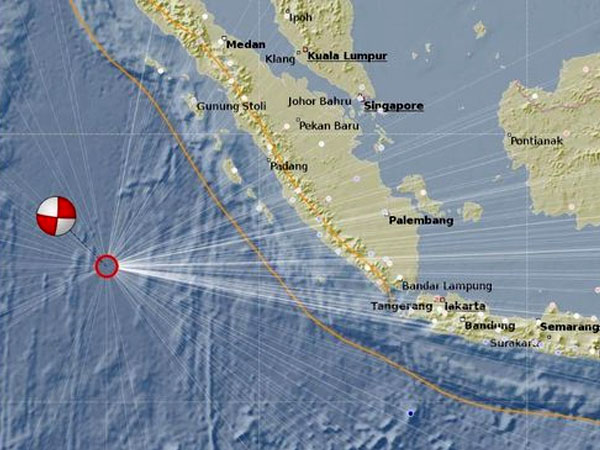 Gelombang Tinggi Capai 4 Meter Terjadi di Sejumlah Wilayah Indonesia