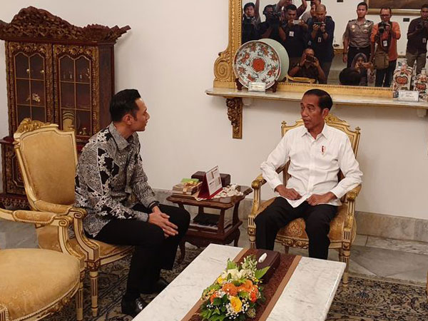 Teka-teki Pertemuan AHY dengan Presiden Jokowi di Tengah Kericuhan Aksi Massa 22 Mei