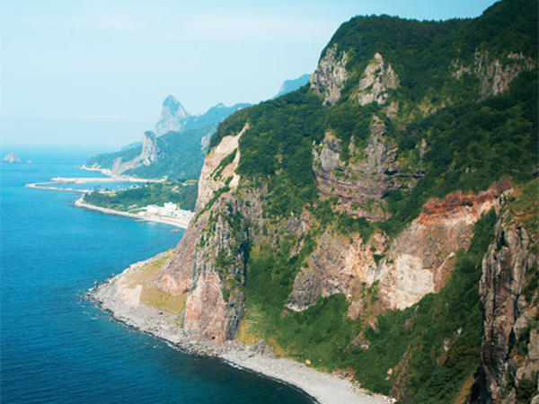 Berkunjung ke Ulleung, Pulau Misterius Di Korea Selatan