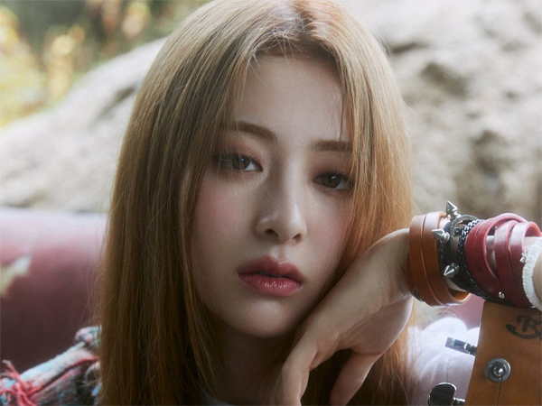 Yunjin Positif COVID-19, LE SSERAFIM Lanjut Promosi dengan 4 Member