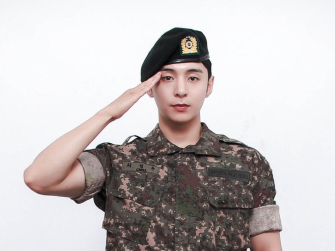 Y Golden Child Resmi Menyelesaikan Tugas Wajib Militer