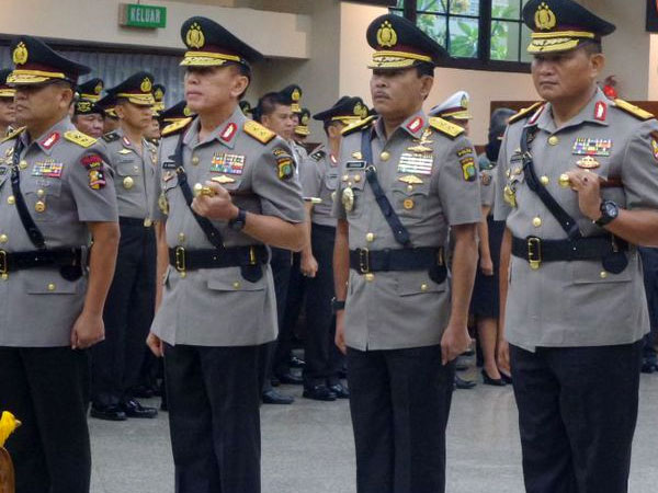 Kapolri Resmi Lantik Sejumlah Perwira Polisi, Termasuk Kapolda Metro Jaya yang Baru