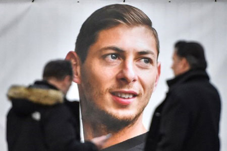 Kabar Pesepakbola Emiliano Sala yang Pesawatnya Jatuh Tak Jelas, Sang Ayah Angkat Bicara