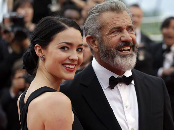 Selamat, Mel Gibson Punya Anak ke-9 di Usia 61 Tahun!
