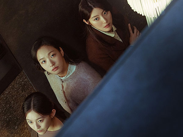 Drama Little Women Rilis Poster dan Detail Karakter Kim Go Eun, Nam Ji Hyun, Park Ji Hu