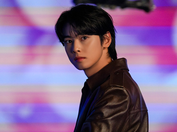 Cha Eunwoo ASTRO Akan Gelar Fancon 'Just One 10 Minute' Tahun Depan