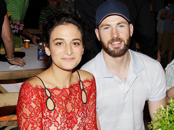 Pujian Manis Datang dari Chris Evans Untuk Jenny Slate Meskipun Sudah Putus