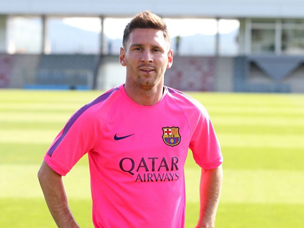 Punya 10 Juta Pengikut di Instagram, Lionel Messi Buat Jersey Khusus