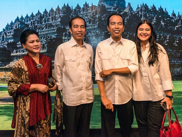 Wah, 'Kembaran' Presiden Jokowi di Museum Madame Tussauds Hong Kong Ganti Baju