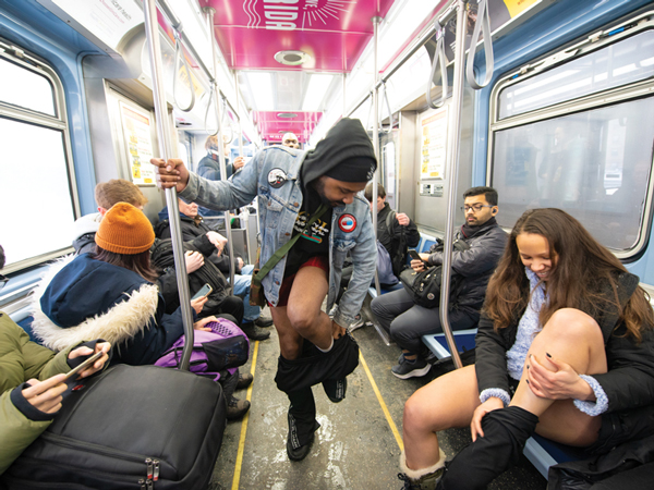 'No Pants Subway Ride': Hari Naik Kereta Bawah Tanah Tanpa Celana