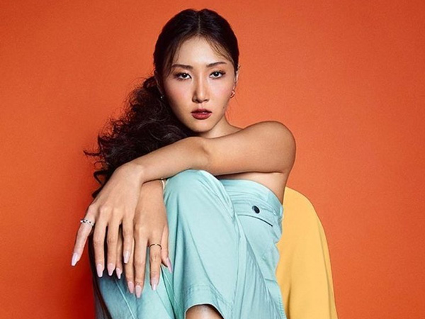 Hwasa Resmi Hengkang Dari RBW Entertainment