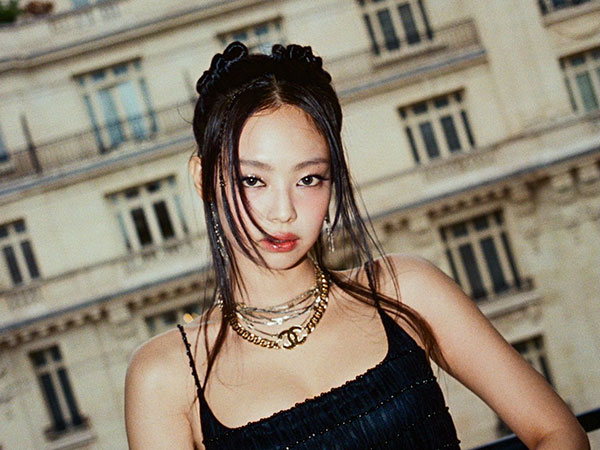 Jennie BLACKPINK Menjadi Solois K-Pop Wanita Pertama Meraih BRIT Silver Di Inggris