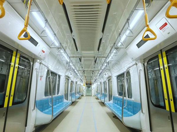 Yuk Jajal Perbedaan Kereta MRT dengan Commuter Line Sebelum Uji Coba Penuh Akhir Desember