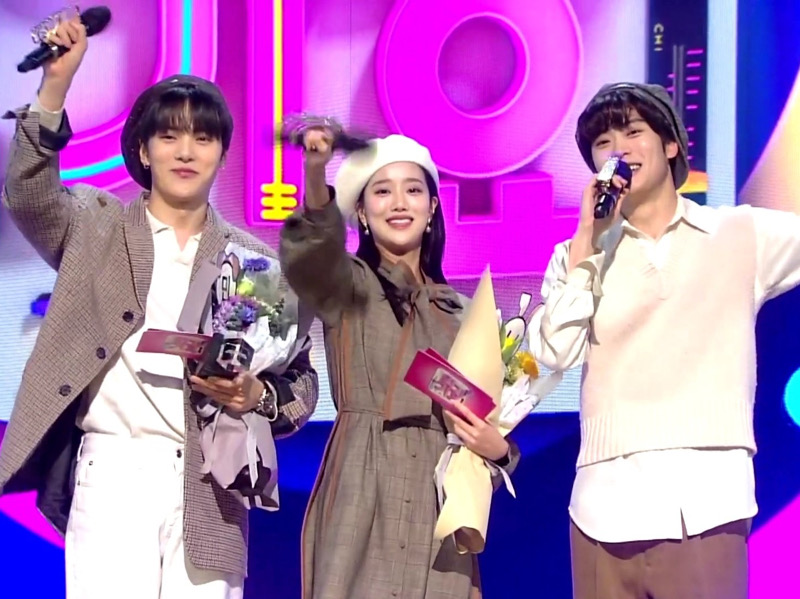 Pamit, Trio MinNaHyun Ungkap Kesan Jadi MC Inkigayo