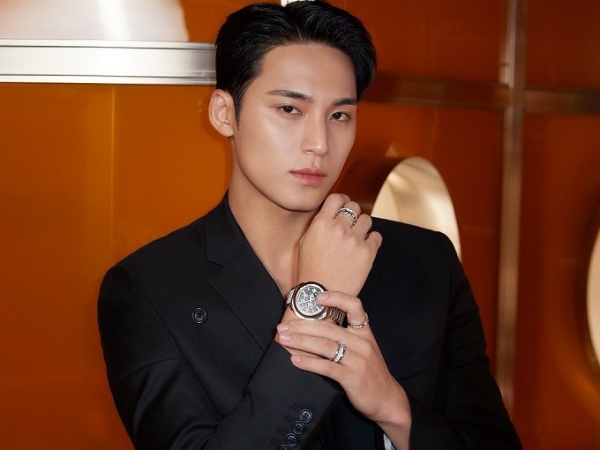 Mingyu SEVENTEEN Ditunjuk Sebagai Brand Ambassador Korea Pertama Bulgari