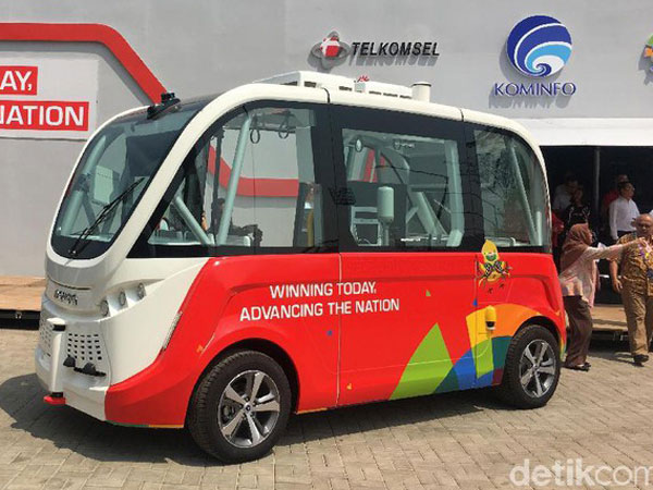 Ini Dia Penampakan Bus Tanpa Supir Di Kawasan GBK SelamaAsian Games 2018