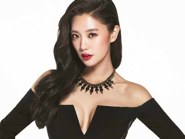 Setelah Nana After School, Clara Lee Juga Terpilih Jadi Wanita Tercantik Kedua di Dunia!