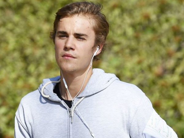 Duh, Justin Bieber Dinobatkan Sebagai Tetangga Paling Buruk