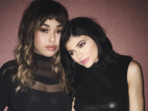 Kylie Jenner Hadiahi Gelang Seharga 200 Juta untuk Sang Sahabat yang Berulang Tahun