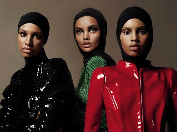 Pertama Kali, Tiga Hijabers Jadi Model Sampul Majalah Vogue