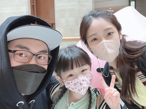 Soyul dan Moon Hee Jun Menyambut Kelahiran Anak Kedua, JamJam Punya Adik!