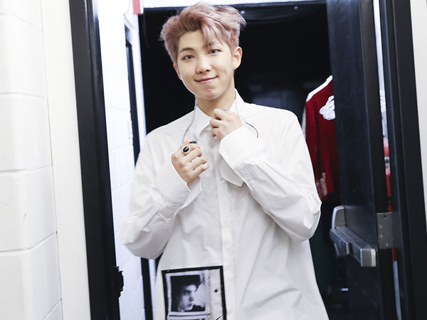 Banyak yang Mengira Otodidak, Ternyata Ini Rahasia Rap Monster Jago Bahasa Inggris