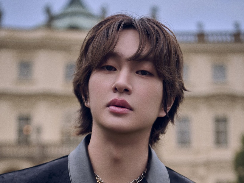 Onew Puncaki Chart iTunes di 17 Negara dengan Album 'CONNECTION'