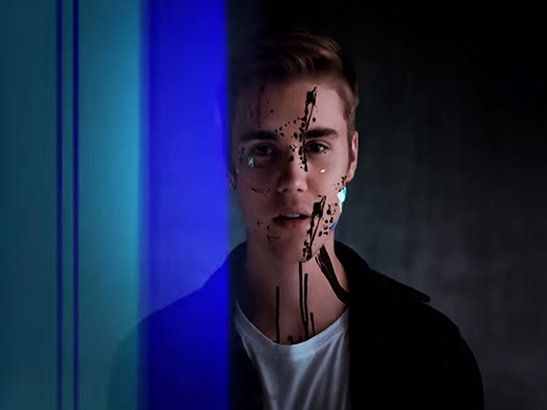Karir Musik Justin Bieber Terhambat Karena Penggemarnya Sendiri?