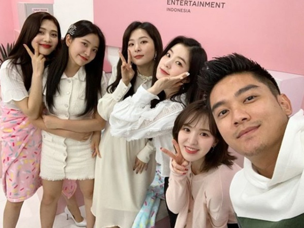 Buat Vlog Bareng Red Velvet, Boy William Konfirmasi Kemiripan Wajahnya dengan Choi Siwon