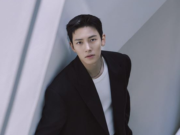 Ji Chang Wook Berpisah dengan Glorious Entertainment