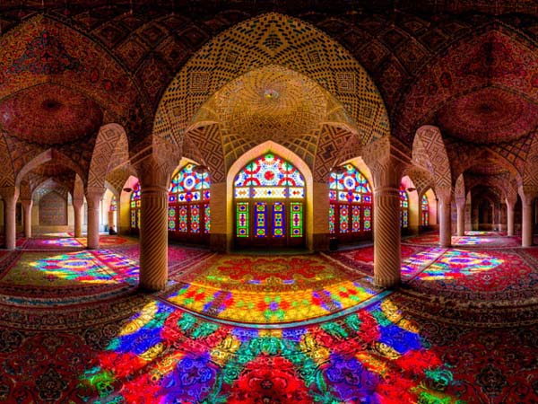 Melangkah Ke ‘Masjid Pink’ Di Iran, Nasir Al-Mulk