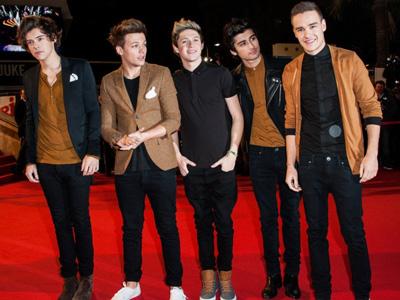 One Direction Kalahkan Coldplay dan Maroon 5 di NRJ Music Awards 2013