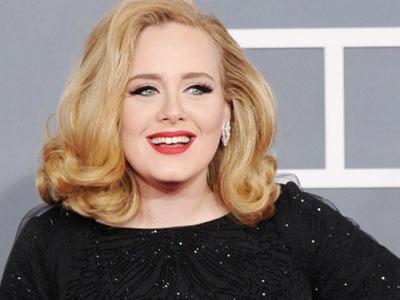 Akhirnya Adele dan Sang Anak Tampil Perdana di Depan Publik