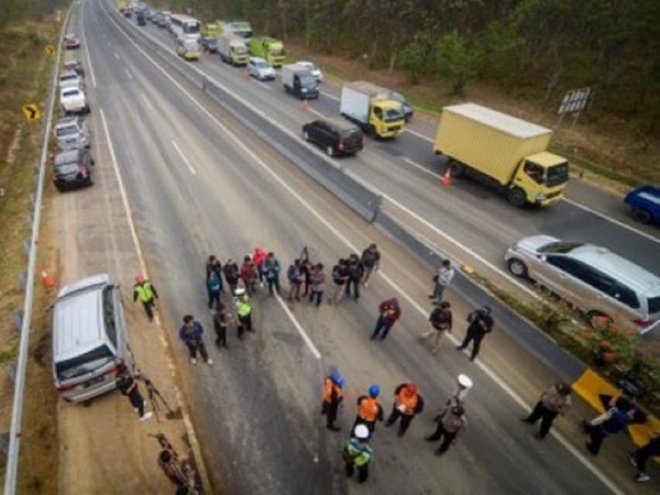 Yang Dilakukan Menhub Terkait Masalah Seringnya Terjadi Kecelakaan di Ruas Tol