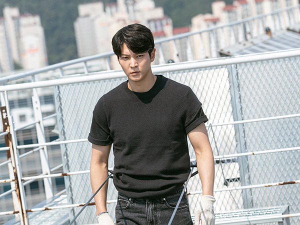 Joo Won Cerita Syuting Adegan Aksi Tanpa CGI di Drama Alice