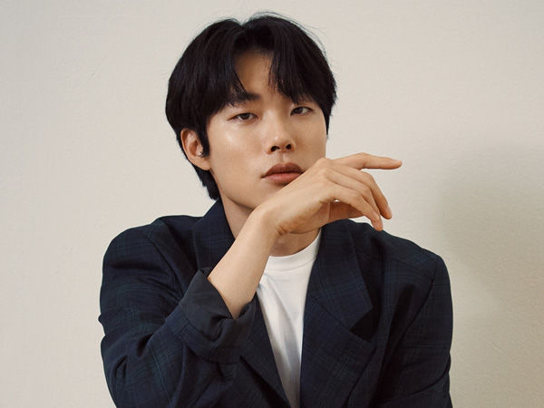 Ryu Jun Yeol Akui Menangis Setelah Membaca Naskah Film Alienoid